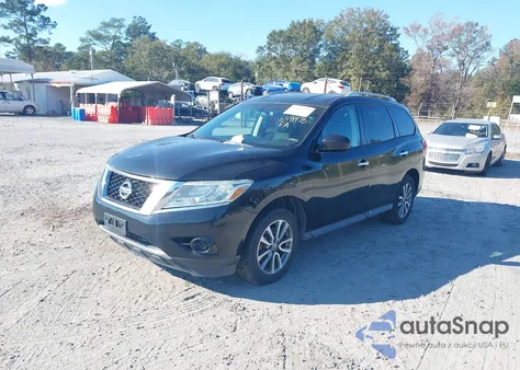 2013 Nissan Pathfinder S z USA, uszkodzony, nr VIN 5N1AR2MM2DC648975